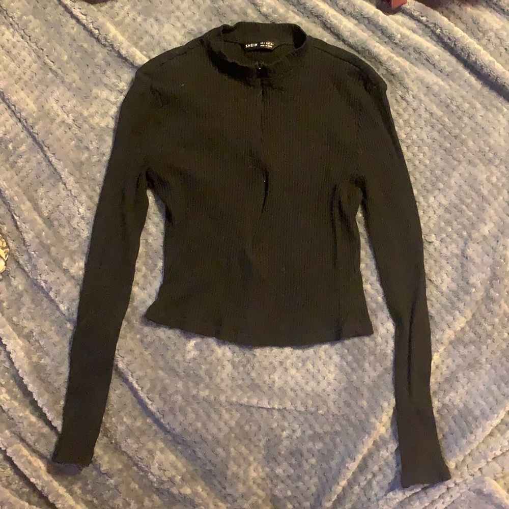 Long black sleeve shirt (cotton )